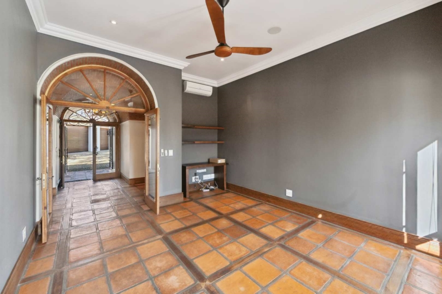 4 Bedroom Property for Sale in Val De Vie Estate Western Cape